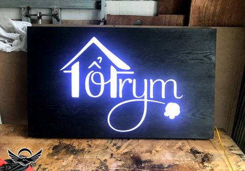 Bảng Hiệu Gỗ Đèn Led Ngộ Nghĩnh