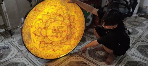 Tranh lắp phòng thờ đẹp trang nghiêm