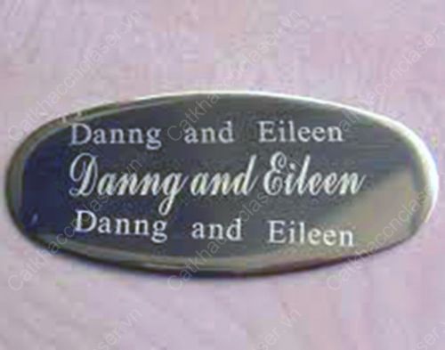 Khắc chữ khắc tên theo yêu cầu tại hà nội