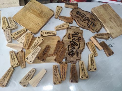 Làm biển gỗ giá xưởng