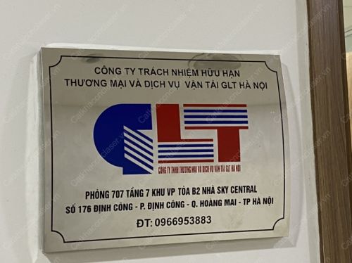 LÀM BIỂN INOX ĂN MÒN TÊN CÔNG TY