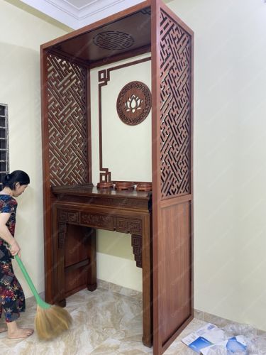 Mẫu vách ngăn phòng thờ đẹp