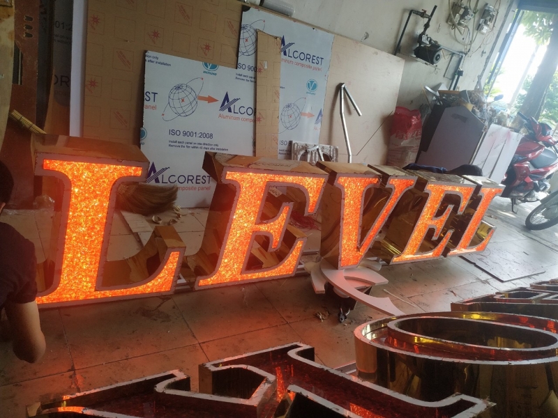 Chữ Biển Quảng Cáo Đá Led Tán Sáng